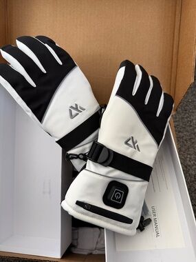 3M Thinsulate Insulation Tag with Red Logo and Yellow/Orange Heat Scale